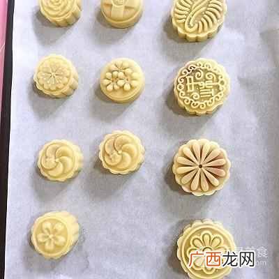 月饼预拌粉是什么意思（如何用预拌粉制作月饼