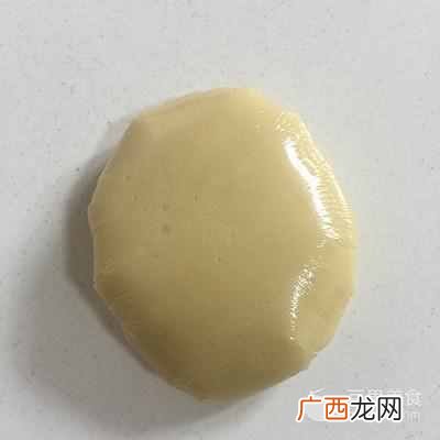月饼预拌粉是什么意思（如何用预拌粉制作月饼
