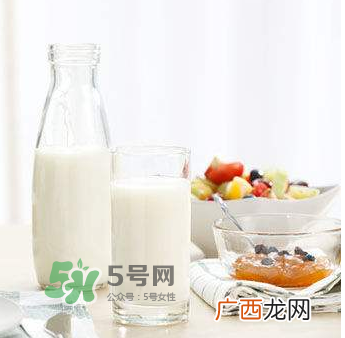 牛初乳咀嚼片的副作用牛初乳咀嚼片有副作用吗？
