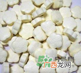 牛初乳咀嚼片合适人群牛初乳咀嚼片适合多大的孩子吃？