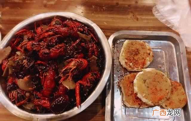 夏季夜市什么美食最火 夏天夜市卖点什么好