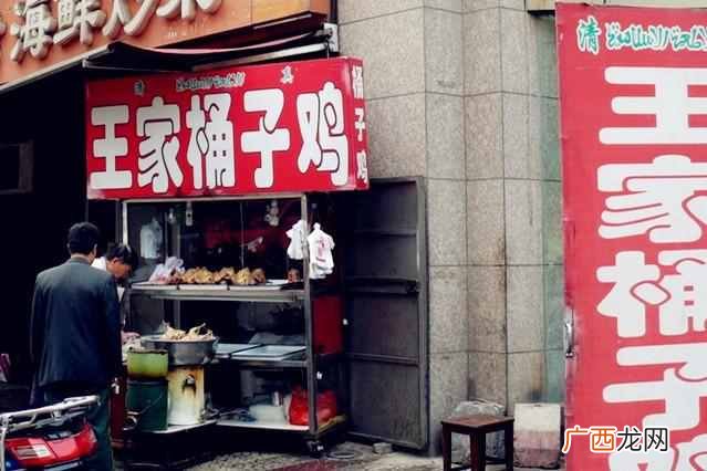 夏季夜市什么美食最火 夏天夜市卖点什么好
