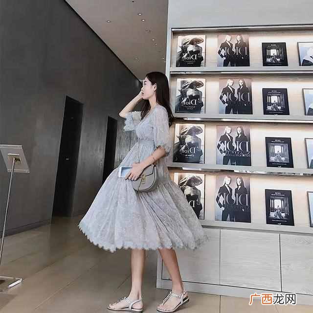 夏季穿什么鞋子好看（夏季女生穿什么鞋百搭又