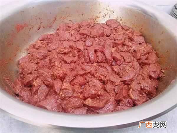 夏天卖烧烤有什么品种（介绍两家很火的烧烤餐