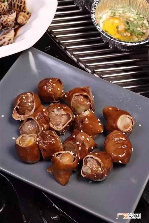 夏天卖烧烤有什么品种（介绍两家很火的烧烤餐