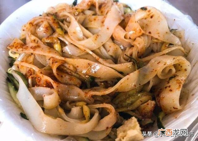 一个人可以卖什么小吃,做什么小吃最赚钱,成本最低利润最高