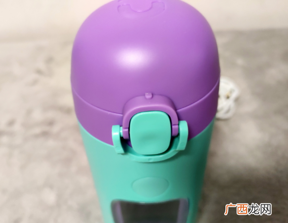 Gululu儿童智能水杯使用方法