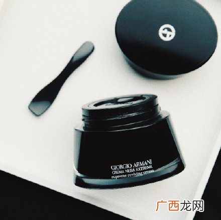 阿玛尼黑钥匙面霜效果评测及价格和使用方法