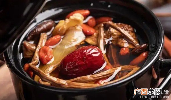 补血效果明显 贫血吃什么最好最快的补血 制作当归补血汤