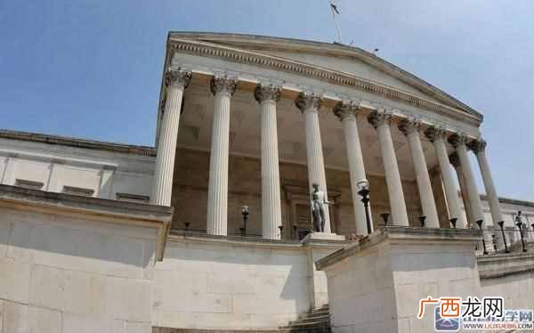英国学校文科排名情况怎么样（英国最好的文科