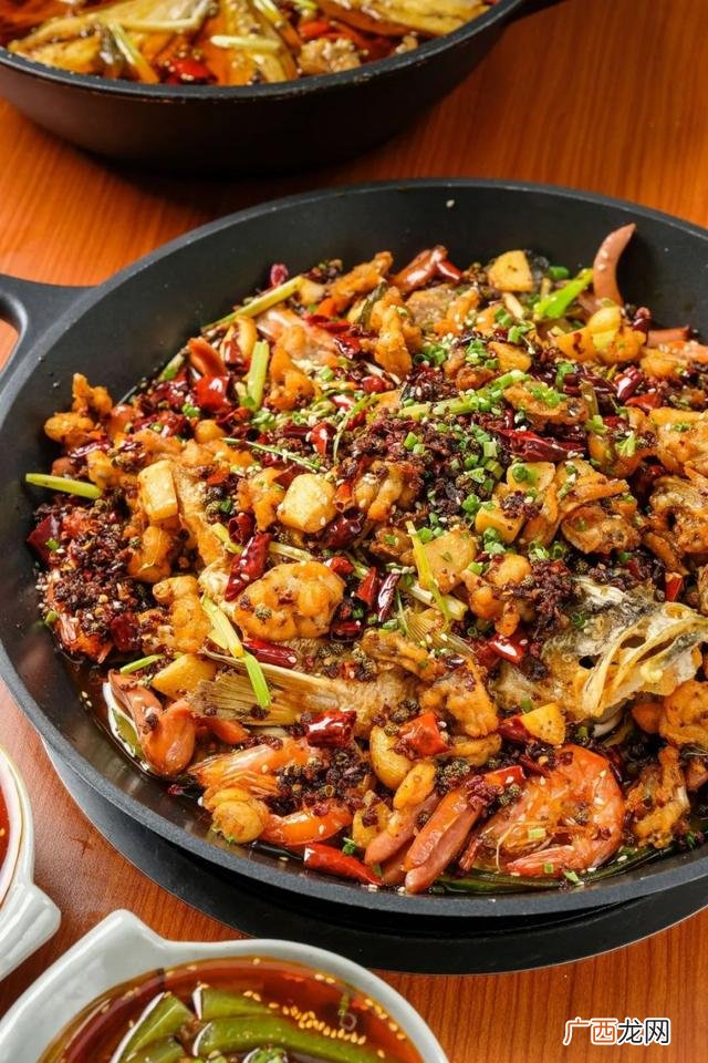 吃成都鱼火锅加盟店 出名的重庆鱼火锅加盟