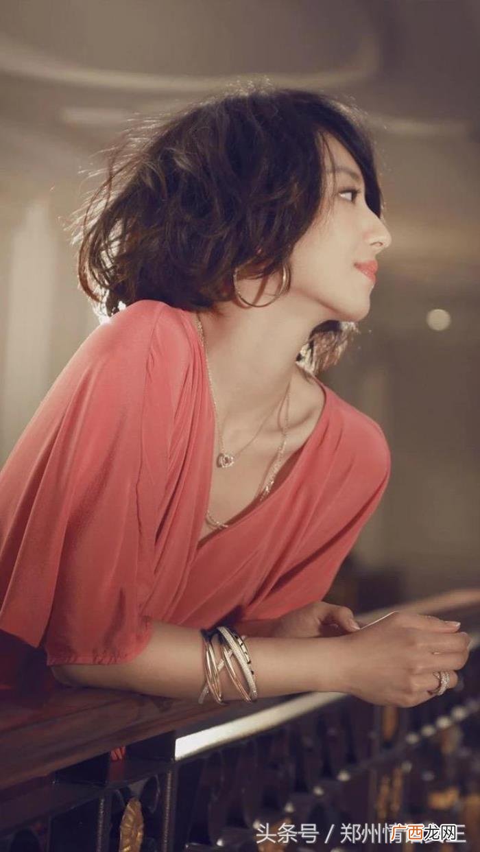 双重性格的女孩表现，摩羯女孩有些双重性格