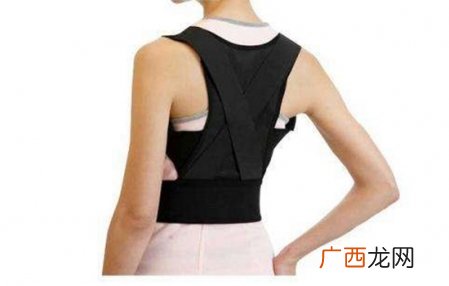 背背佳能穿着睡觉吗背背佳怎么穿示意图