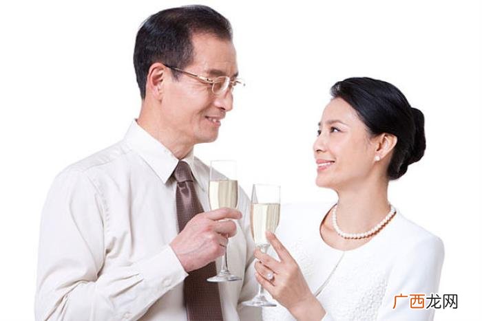 为什么还会有婚外情 50岁男人的婚外情心理