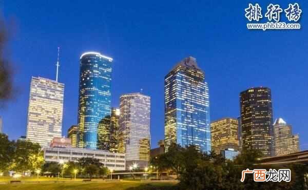 美国城市排名前10名是哪些（美国发展的关键城市