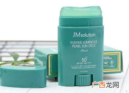 jm防晒棒和ahc防晒棒的区别哪个好用
