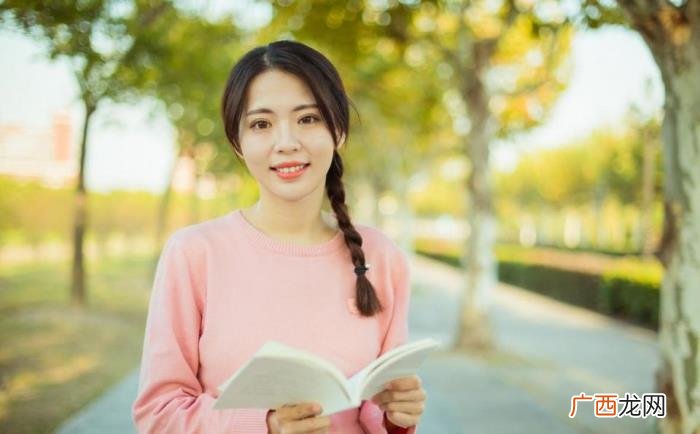 射手男喜欢的女生打扮，十二星座男喜欢什么发型的女生