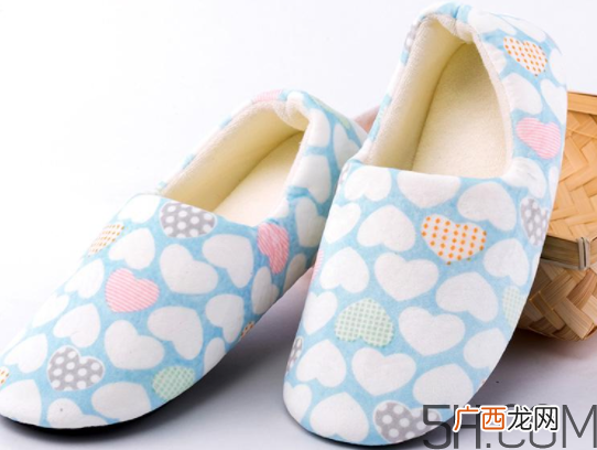 月子鞋什么牌子好？好穿的月子鞋推荐