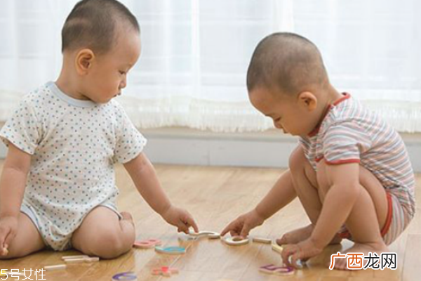 学步车的危害宝宝学走路要注意