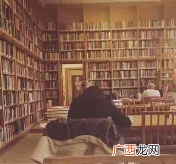伯明翰大学位于哪个城市（英国伯明翰大学为什