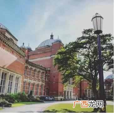 伯明翰大学位于哪个城市（英国伯明翰大学为什