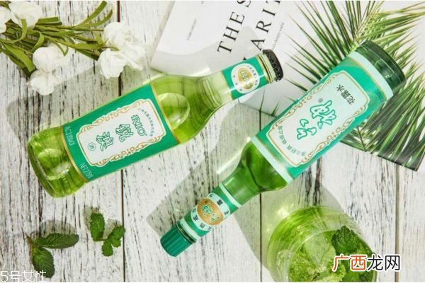 花露水能直接喷身上吗夏天用花露水要注意什么