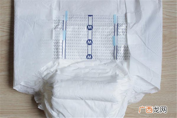 纸尿裤可以穿几个小时纸尿裤可以重复使用吗