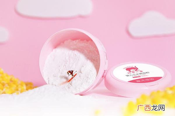 爽身粉是什么材料做的爽身粉是夏天用还是冬天用