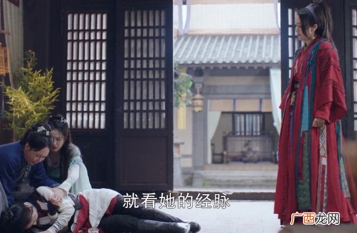 赵丽颖肚子，赵丽颖把受伤演成肚子疼