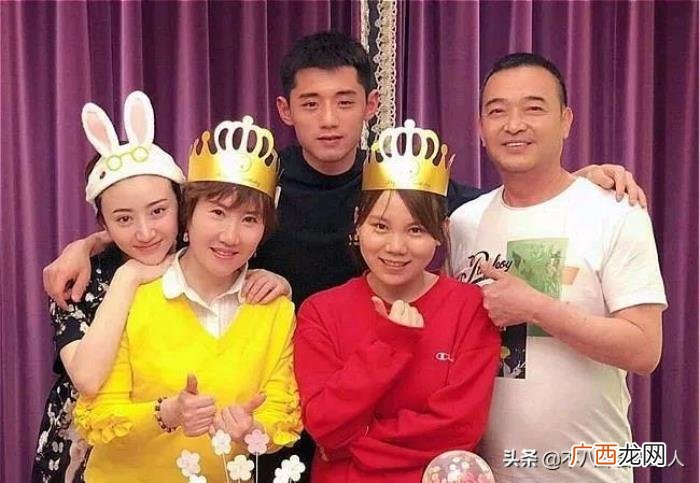 景甜下一部剧牵出背后大佬 景甜背后势力