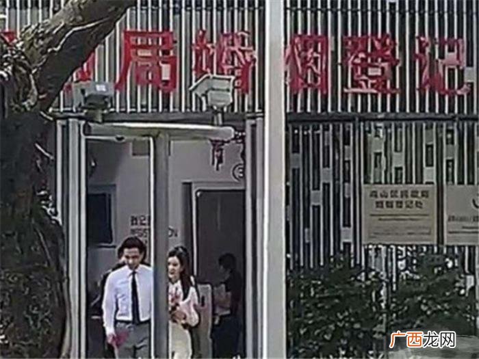 刘恺威和陈都灵结婚的照片，刘恺威陈都灵新剧收视垫底
