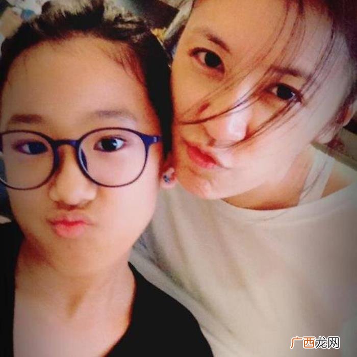 贾静雯15岁大女儿曝照 贾静雯女儿照片