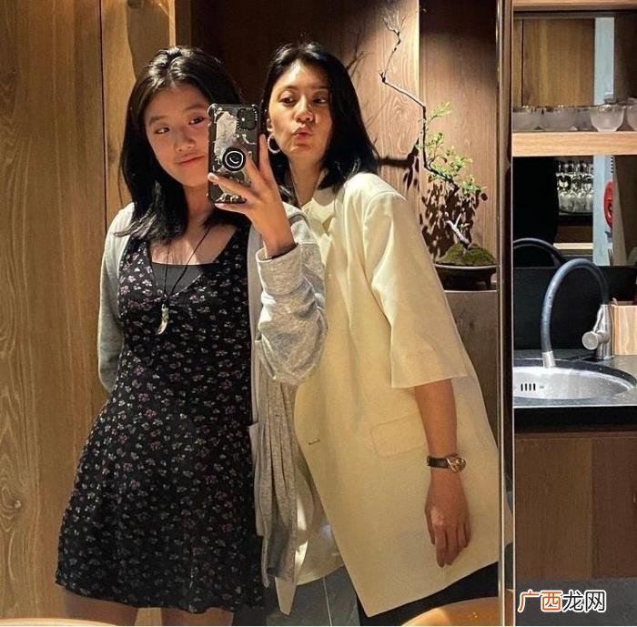 贾静雯15岁大女儿曝照 贾静雯女儿照片