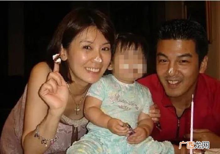 贾静雯15岁大女儿曝照 贾静雯女儿照片