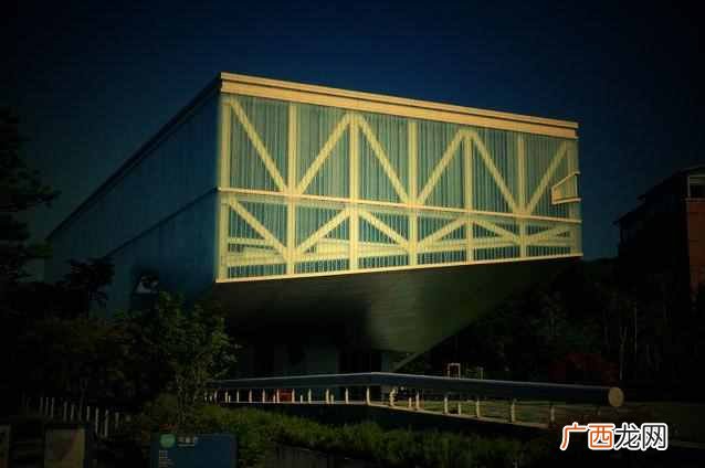 韩国首尔大学什么时候建立的（首尔大学环境怎