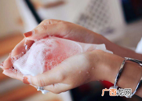 koehl果冻洁面球使用评测好用吗