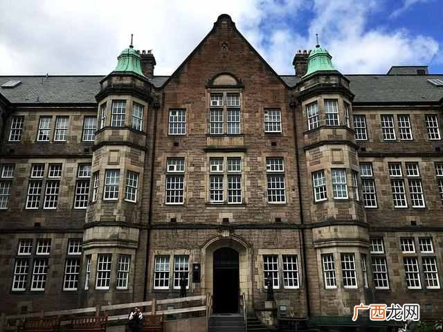 爱丁堡大学哪些专业好（爱丁堡大学硕士申请条