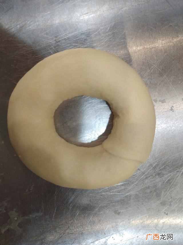 甜甜圈怎么做才好吃（分享美味甜甜圈制作过程
