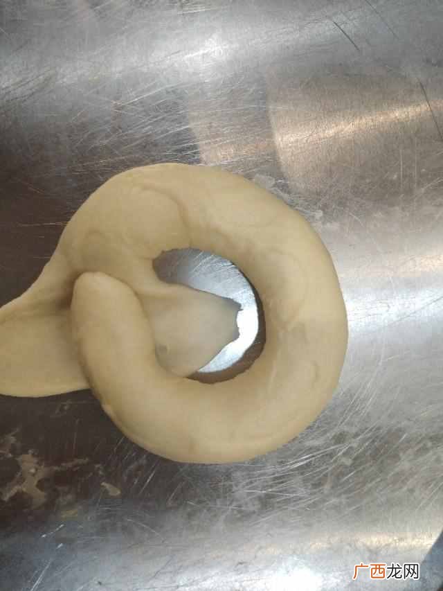 甜甜圈怎么做才好吃（分享美味甜甜圈制作过程