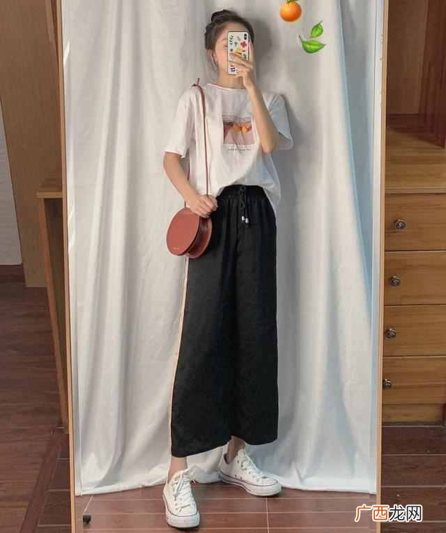 上班怎么穿好看又大方 女生夏季穿什么上班