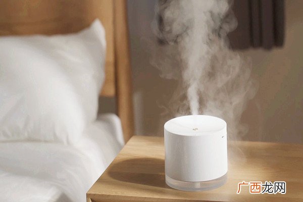 加湿器对人体有没有伤害加湿器对鼻炎有用吗