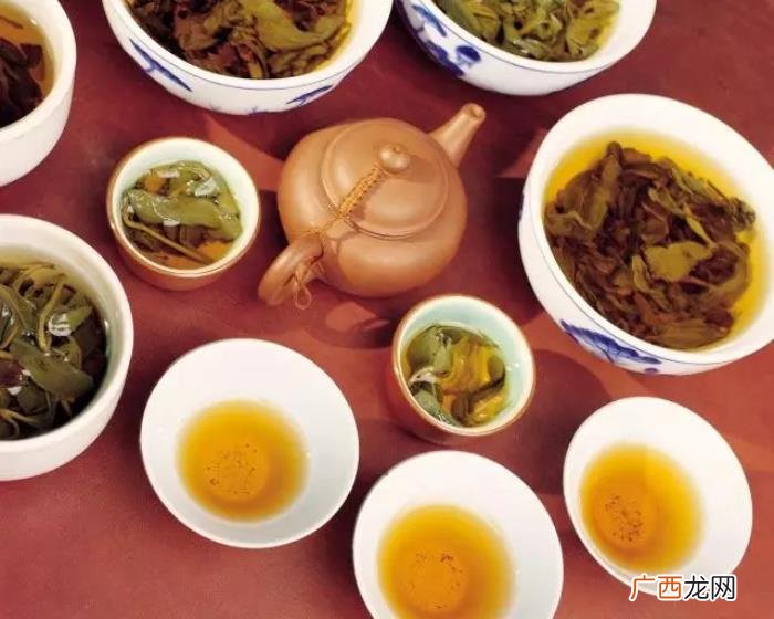 一个人静静喝茶的句子 喝茶的说说
