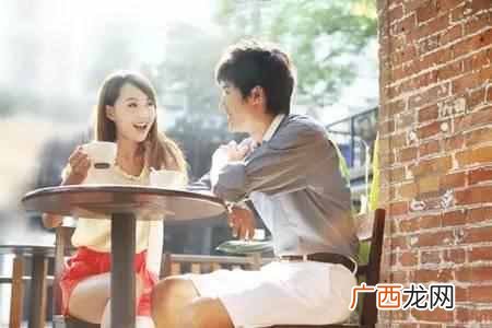 相亲时男生穿什么衣服(相亲时男士穿什么比较