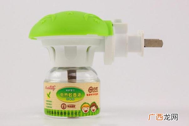 电蚊香液的插头是通用的吗不同的蚊香液可以用同一插头吗
