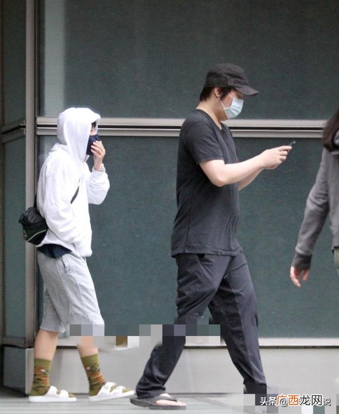 阿信被曝与女助理同居 信乐团主唱阿信