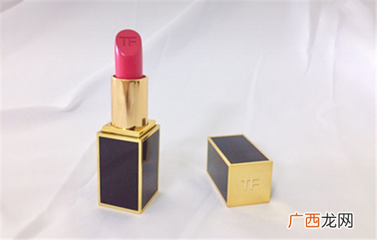 tf09口红真人试色 tf09口红是什么颜色