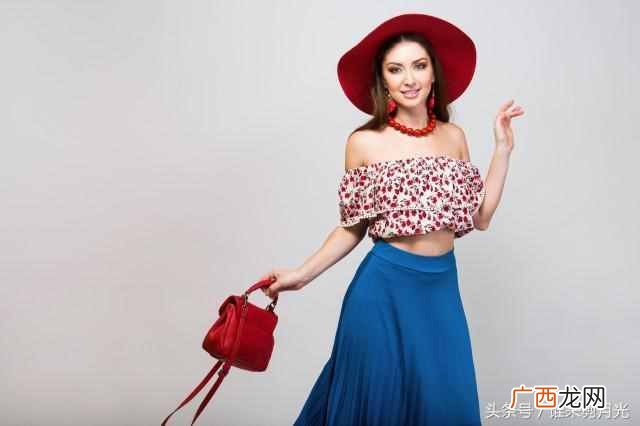 肩不宽穿什么衣服好看（肩膀比较窄穿什么衣服