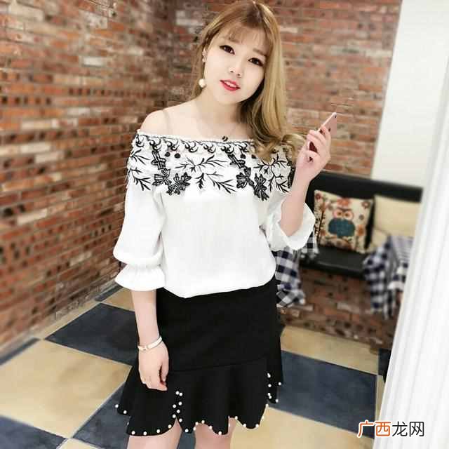 肩宽穿什么衣服好看（肩宽的女生适合穿什么类