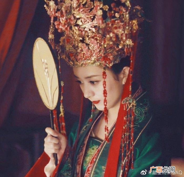赵丽颖年度影响力微博之夜，微博之夜惊觉85花已拉开差距