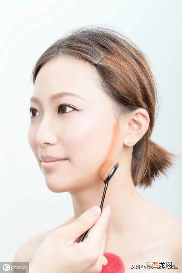 化妆都需要什么工具以及化妆品（美妆达人教你